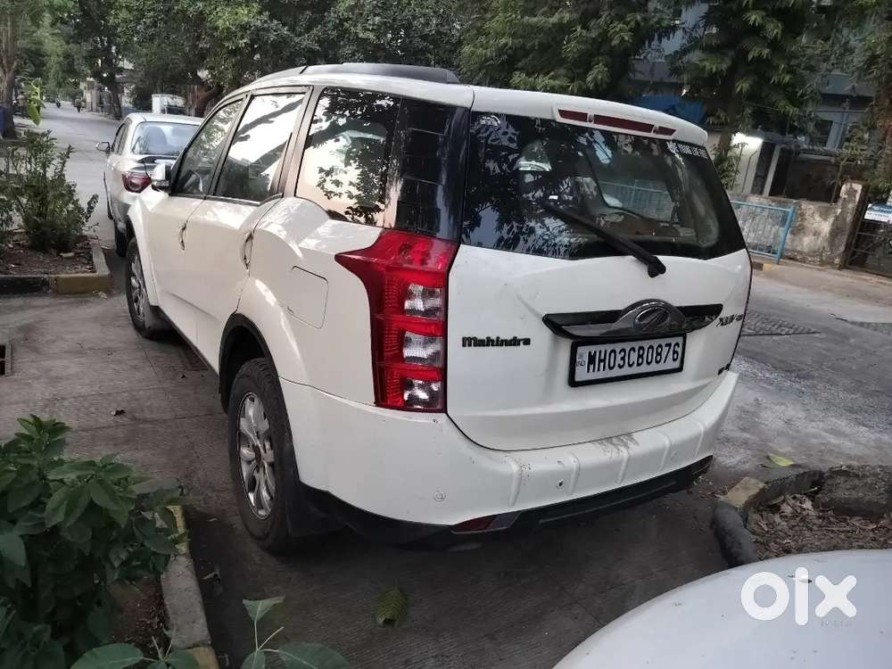 Xuv500w10 Sunroof Second Owr