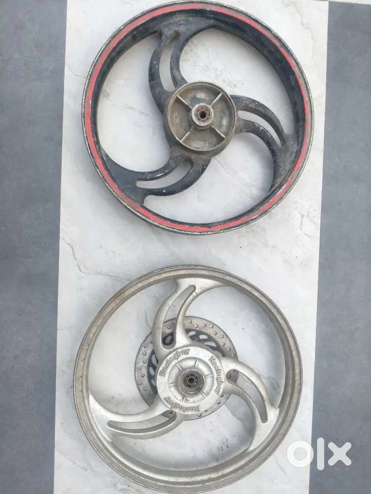 Alloy wheels