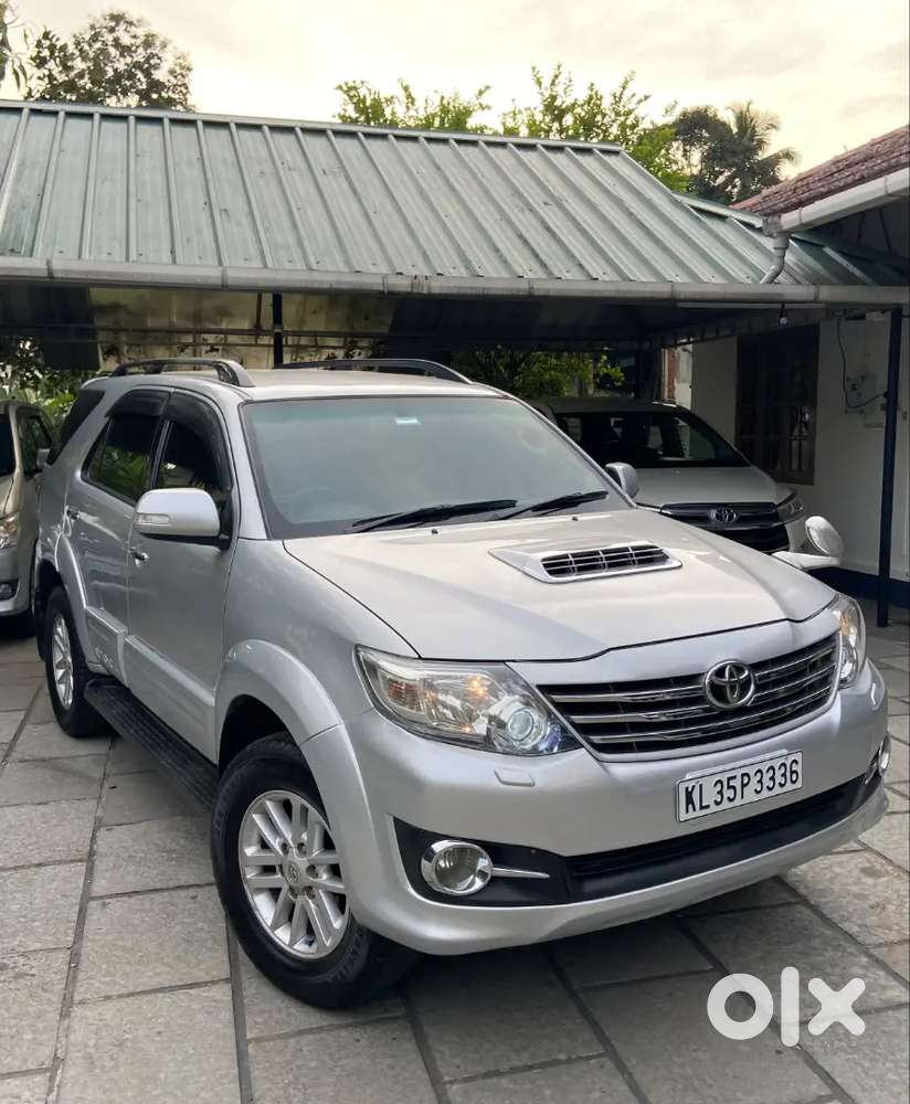Toyota Fortuner Diesel 2012 Automatic, Fully Company Service