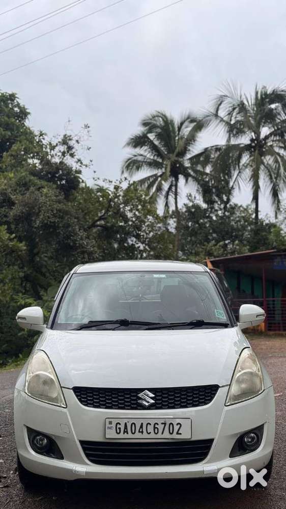 Maruti Suzuki Swift Vxi + Manual, 2013, Petrol