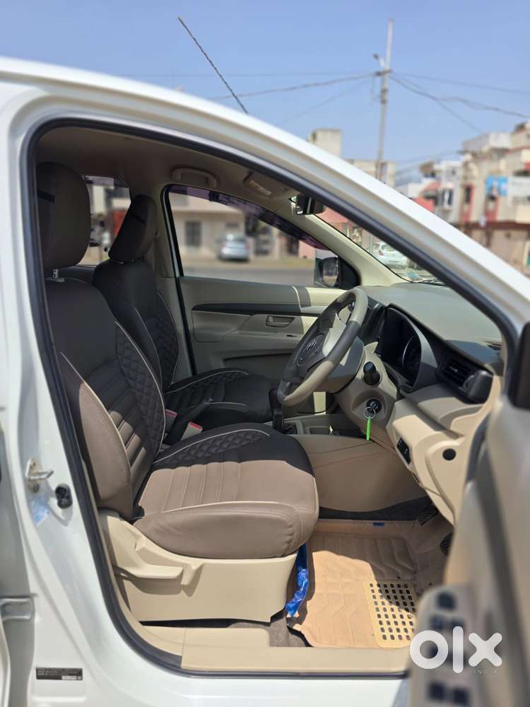 Maruti Suzuki Ertiga Lxi Shvs, 2025, Petrol