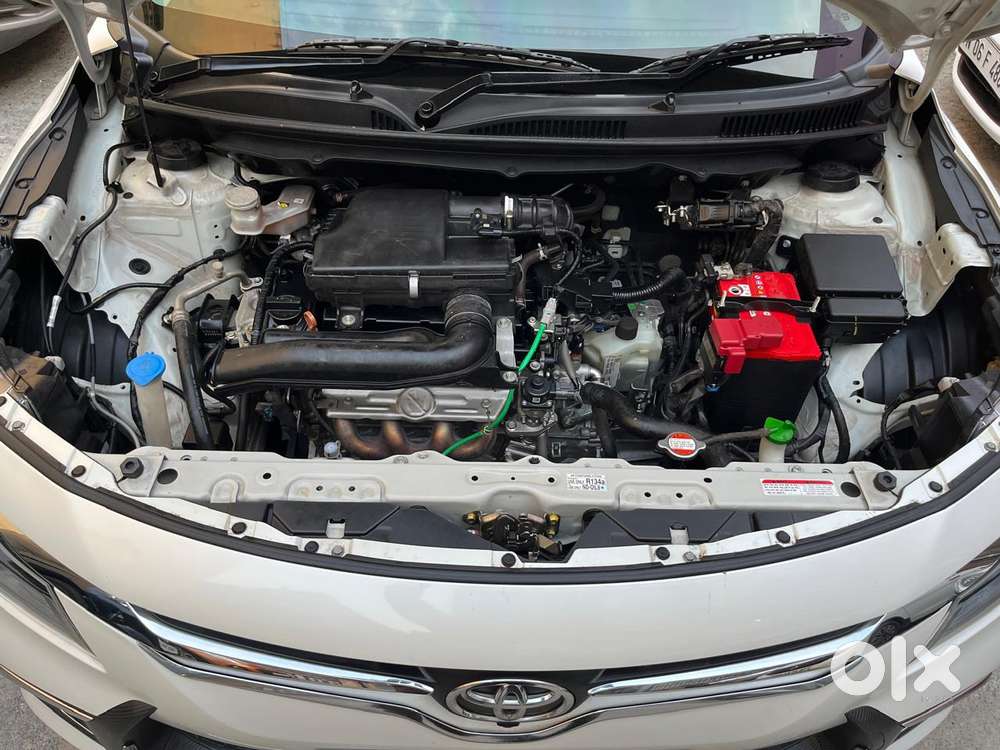 Toyota Glanza 1.2 V Amt, 2023, Petrol