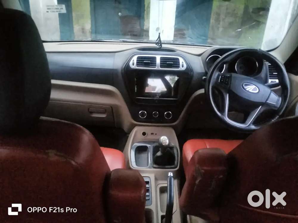 Mahindra Tuv 300 2017