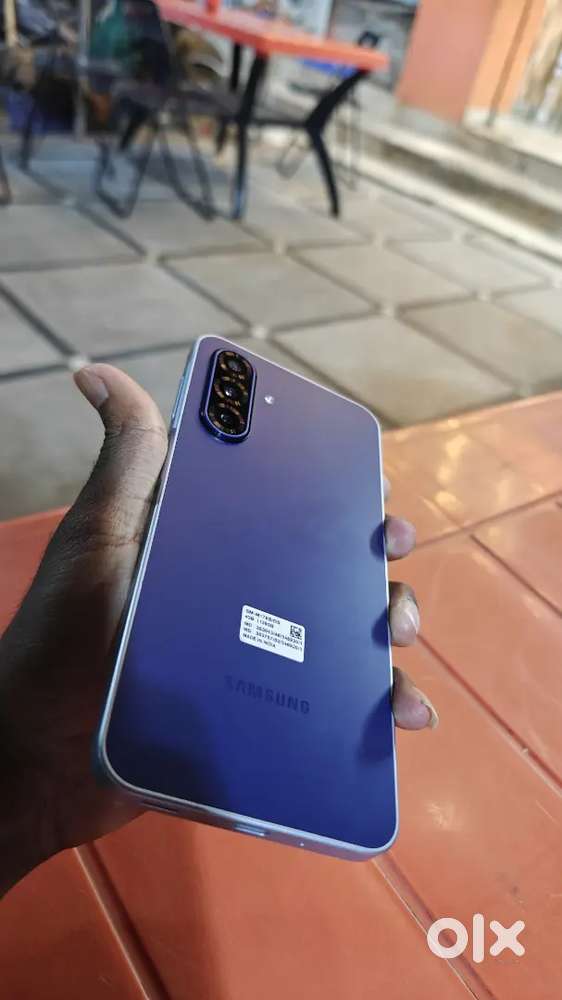 Samsung m17 4gb 128gb