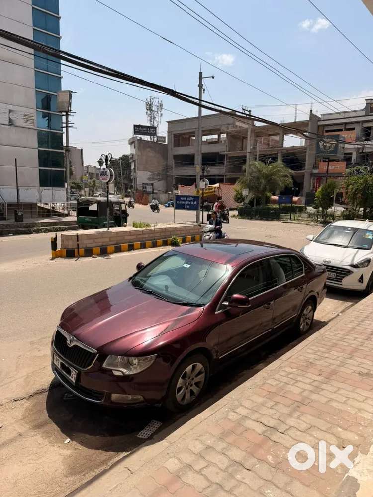 Skoda Superb 2.0 At Dsg. New Condition Car