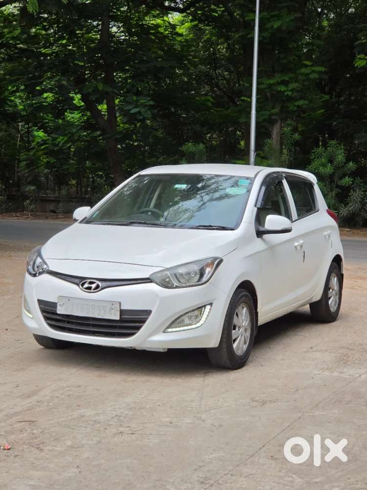 Hyundai I20 Sportz 1.2 Bs-iv, 2013, Petrol