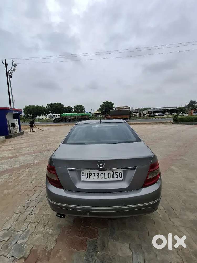 Mercedes-benz C-class 2011 Petrol 95000 Km Driven