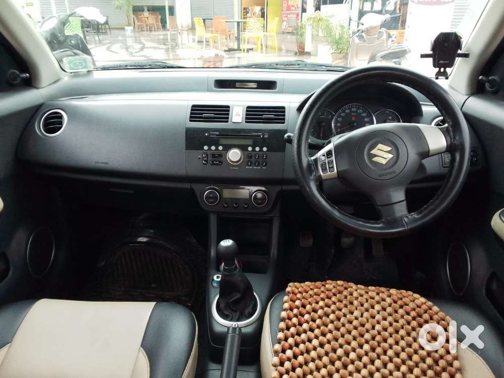 Maruti Suzuki Swift Dzire Zxi + Mt, 2010, Petrol