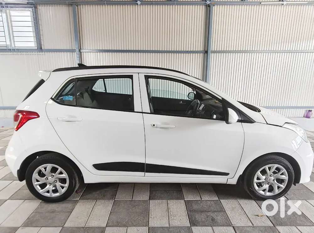 2019 Hyundai Grand I10 Sportz Petrol White Colour Tn38 Reg For Sale.