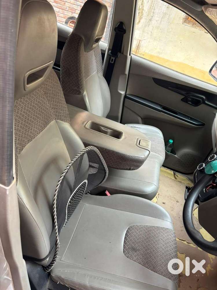 Mahindra Kuv 100 2016 Diesel 40013 Km Driven