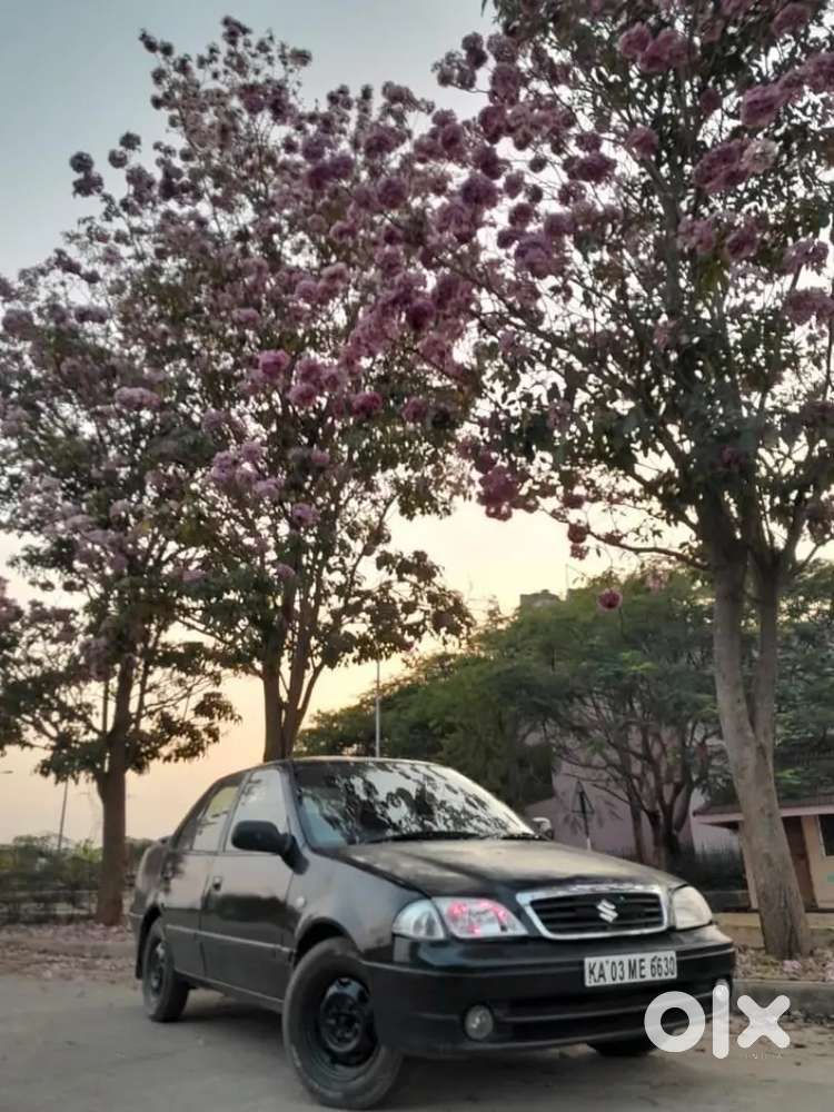 Maruti Suzuki Esteem Vxi 2005