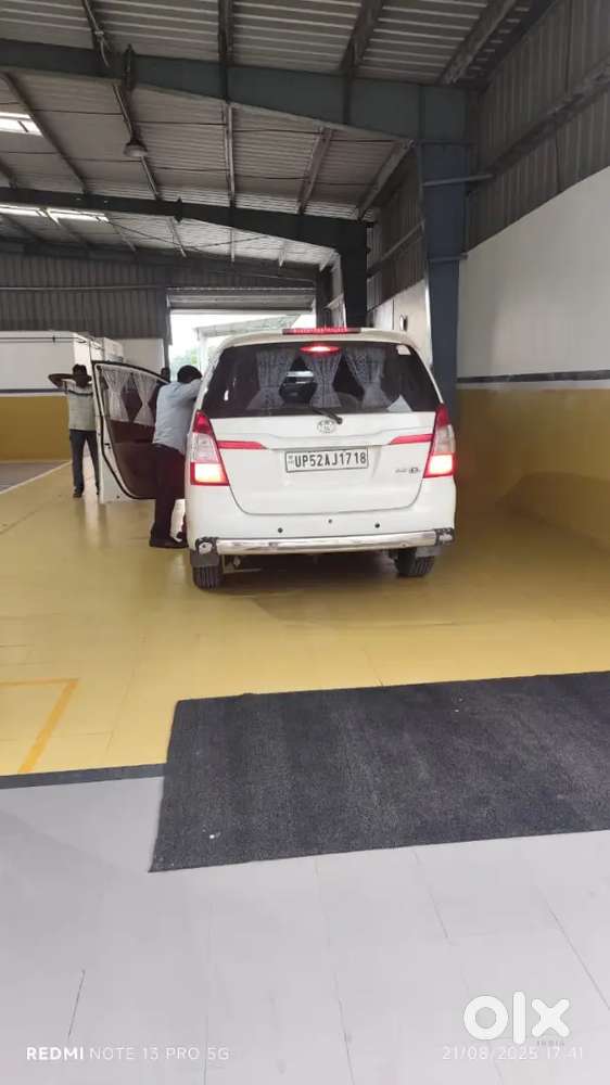 Toyota Innova 2016 Diesel 14500 Km Driven