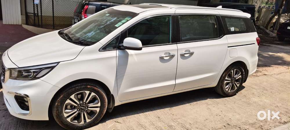 Kia Carnival Limousine Plus 7 Str, 2022, Diesel