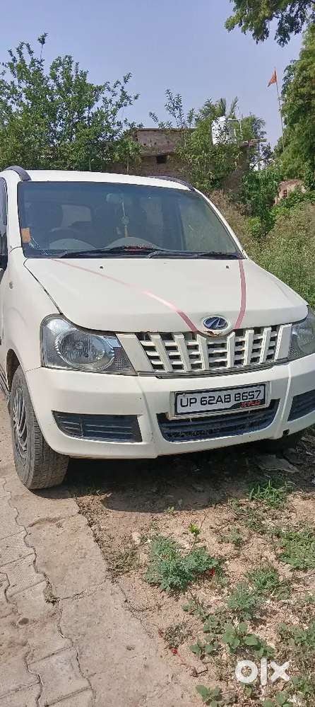 Mahindra Xylo 2012