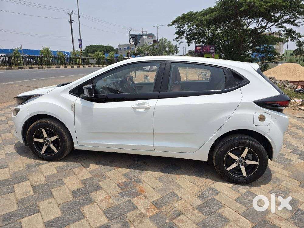Tata Altroz 1.5 Xe Diesel, 2022, Diesel