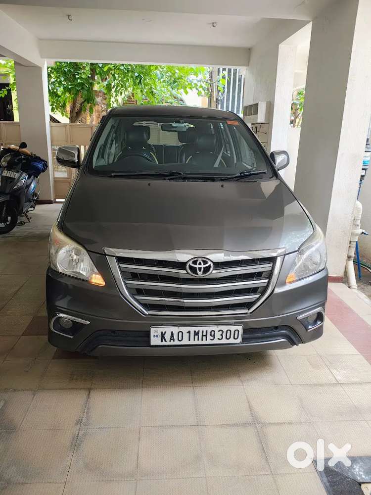 Toyota Innova 2012 Diesel 190000 Km Driven