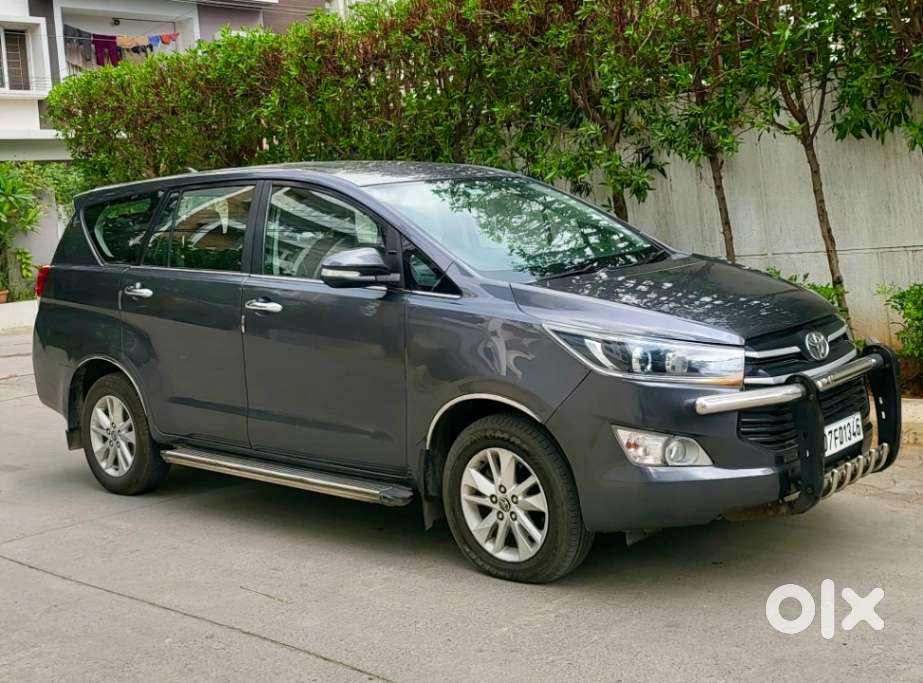 Toyota Innova Crysta