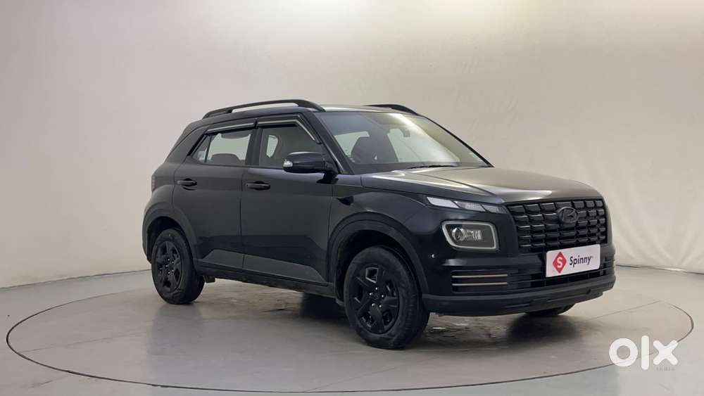 Hyundai Venue Sx Knight Edition Mt, 2025, Petrol
