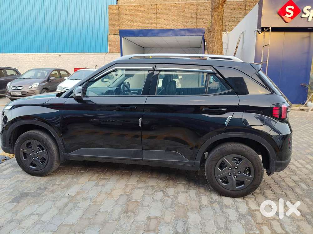 Hyundai Venue Sx, 2024, Petrol