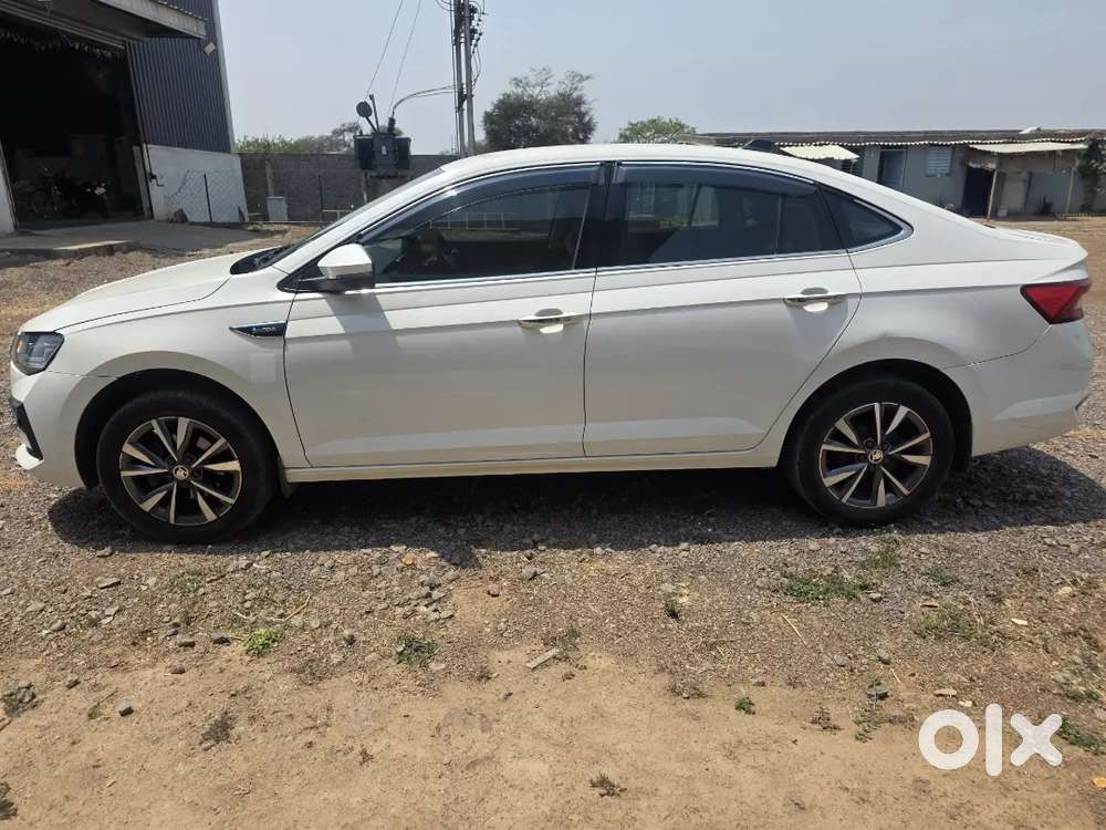 Skoda Slavia 12.2022 Petrol 73000 Km Driven