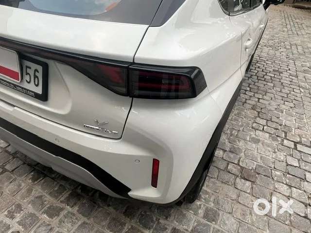 Toyota Urban Cruiser Taisor V 1.0 Petrol Mt, 2024, Petrol