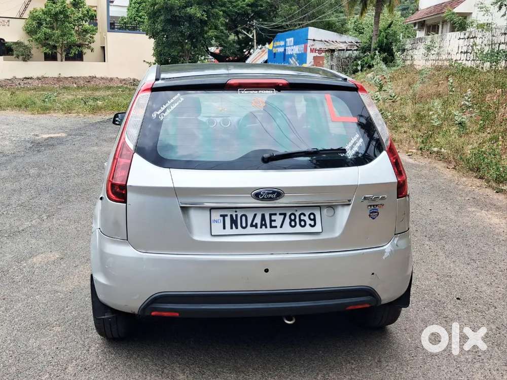 Ford Figo Diesel Zxi 2010