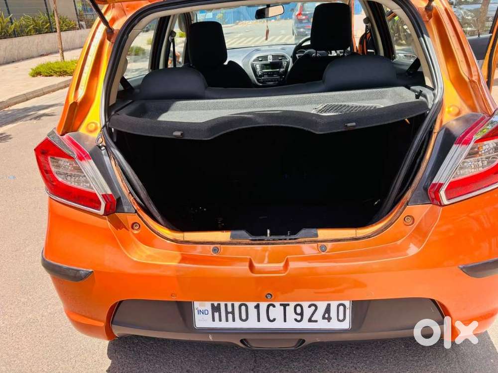 Tata Tiago 1.2 Revotron Xza, 2018, Petrol