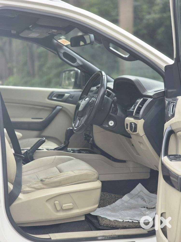 Ford Endeavour 3.2 Titanium At 4x4, 2017, Diesel