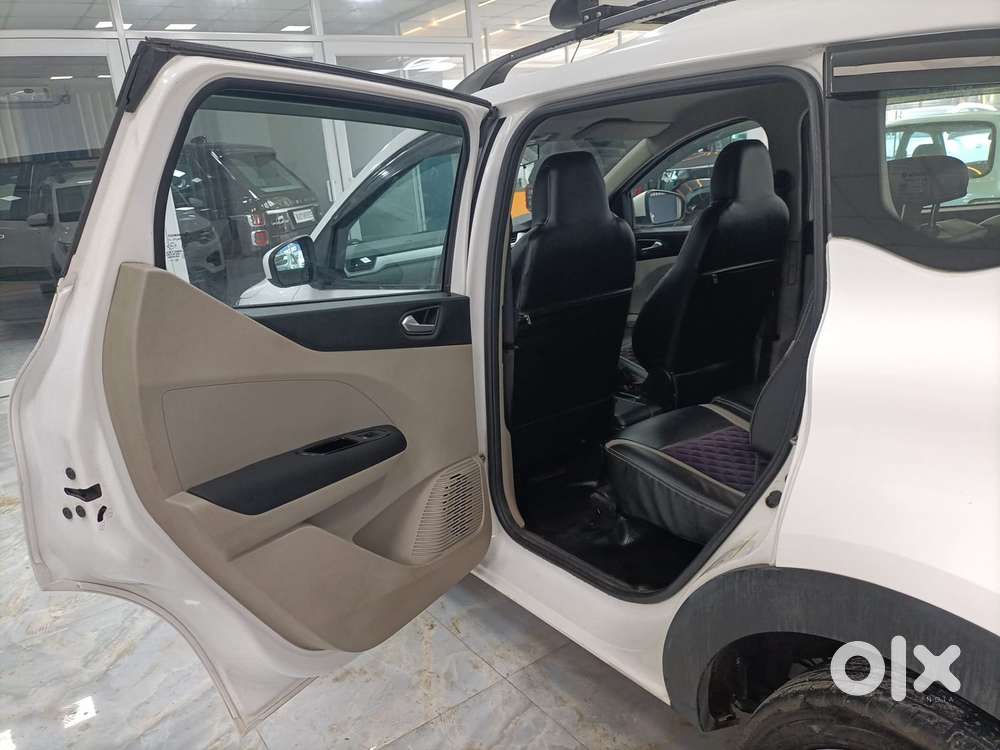 Renault Triber Rxz Easy-r Amt, 2020, Petrol