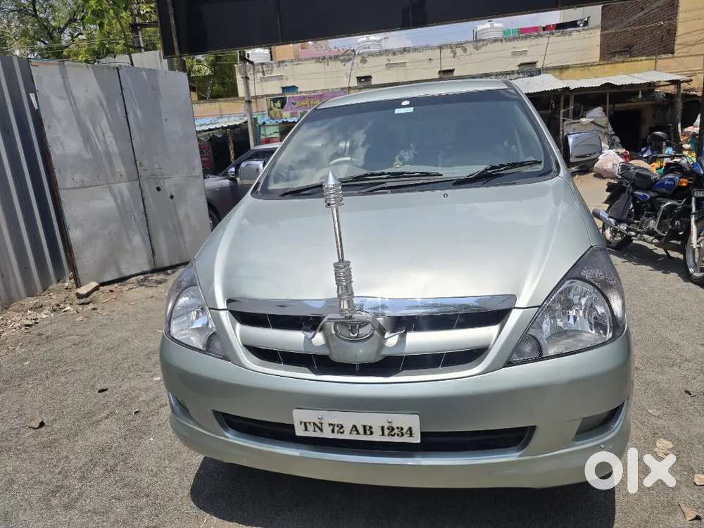 Toyota Innova 2006 Petrol 222000 Km Driven