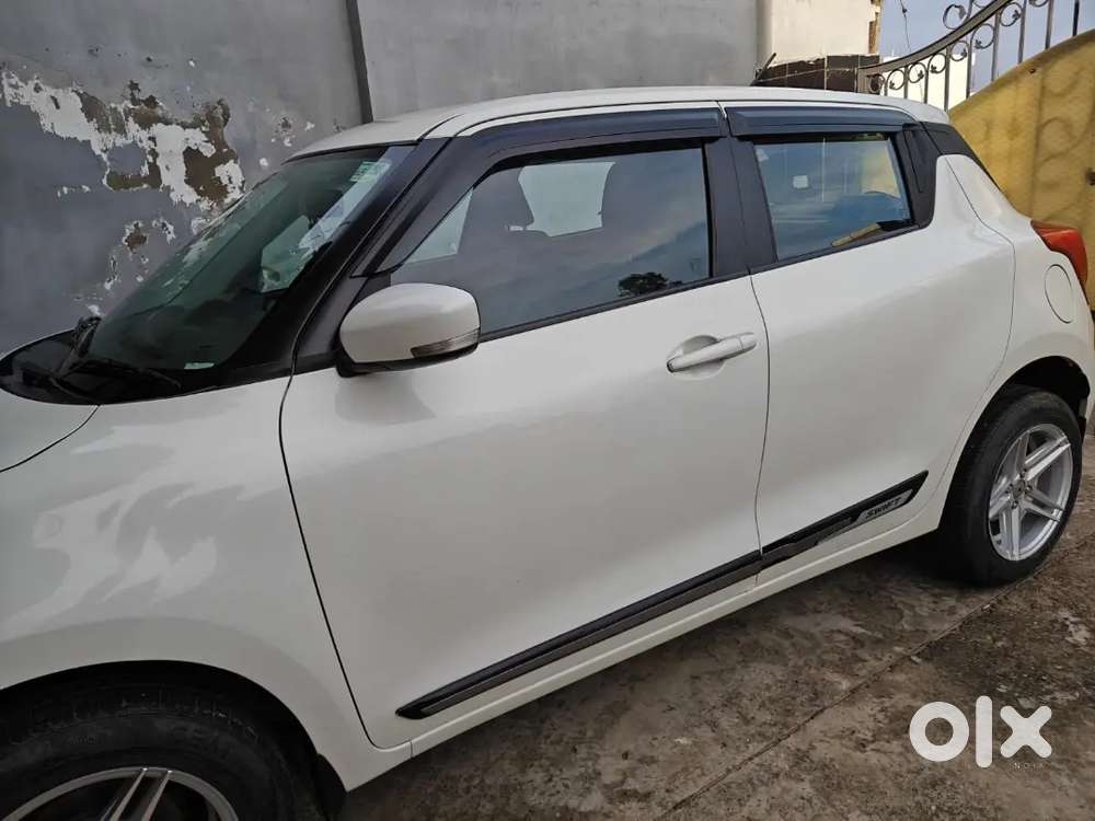 Maruti Suzuki Swift 2021, 4 Cylinder