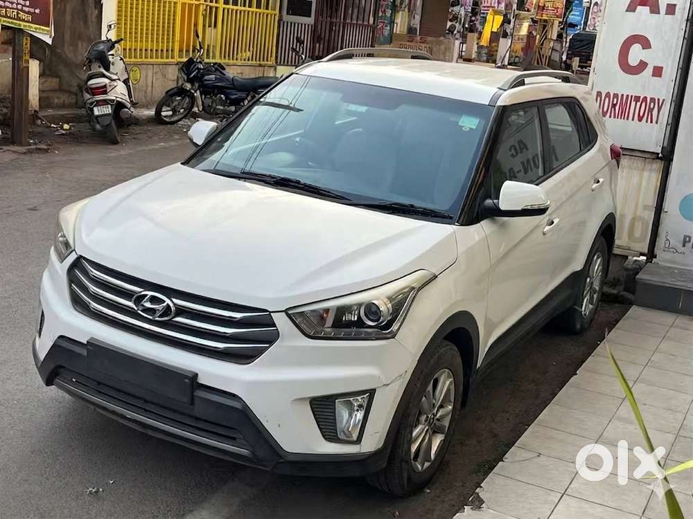 Hyundai Creta 2015 Diesel Well Maintained. Price Is Non Negotiable