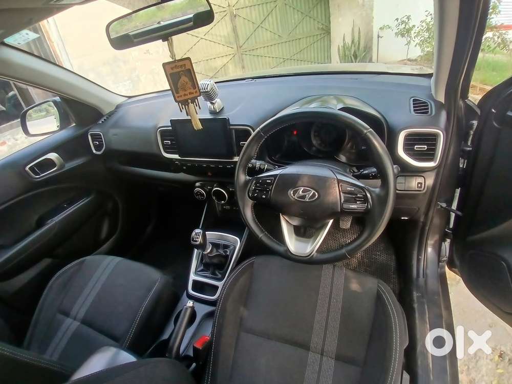 Hyundai Venue Diesel Manual 2021
