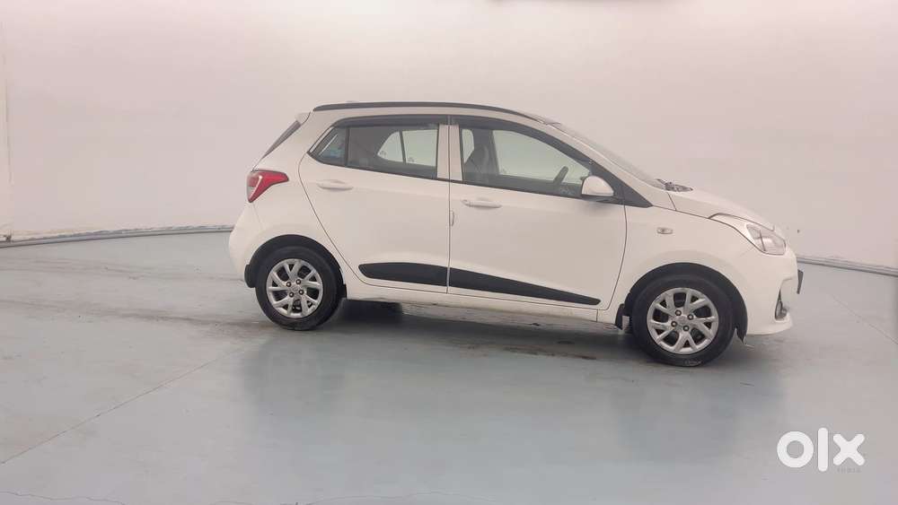 Hyundai Grand I10 1.2 Crdi Sportz Option, 2017, Diesel