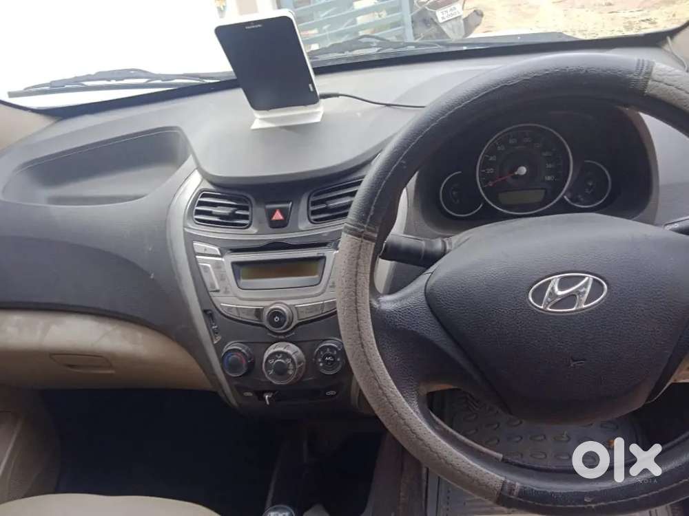Hyundai Eon 2012 Petrol And Lpg 75000 Km Driven