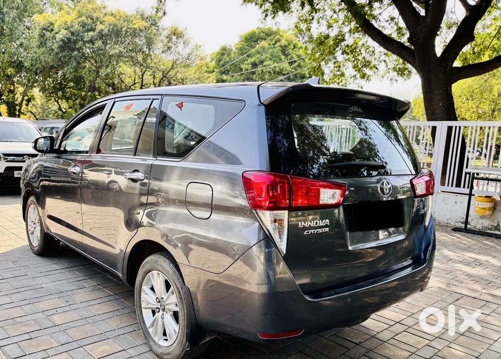 Toyota Innova Crysta 2.8 Zx At, 2016, Diesel