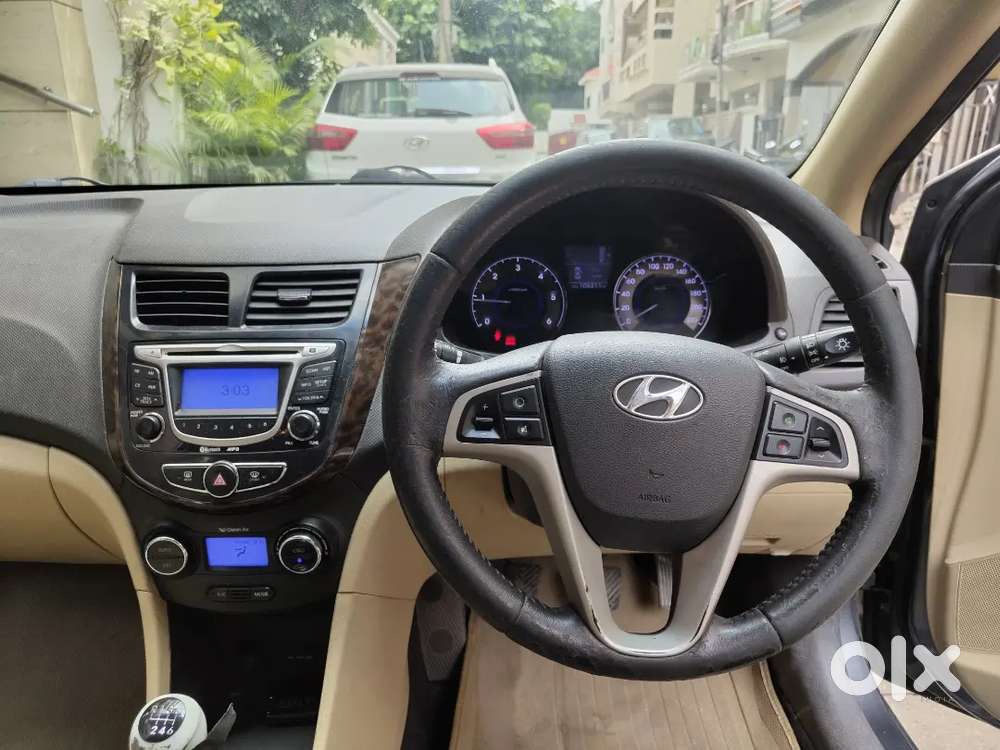 Hyundai Fluidic Verna Crdi 1.6 2013 Manual Diesel