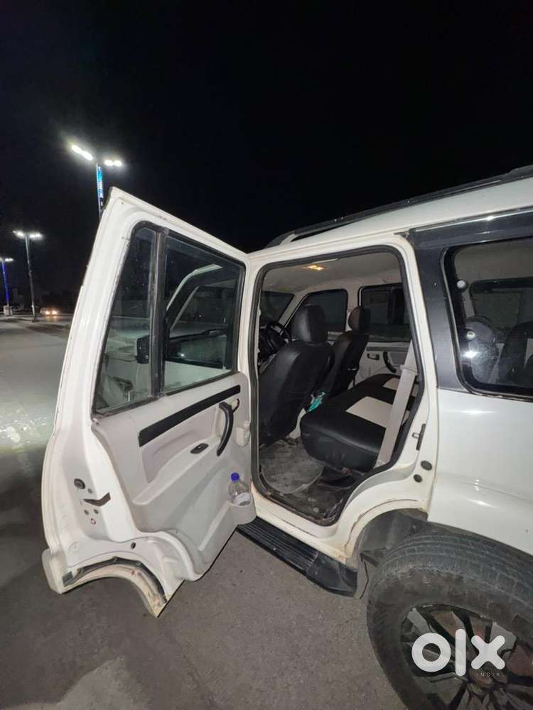 Mahindra Scorpio S6+ Converted To S11