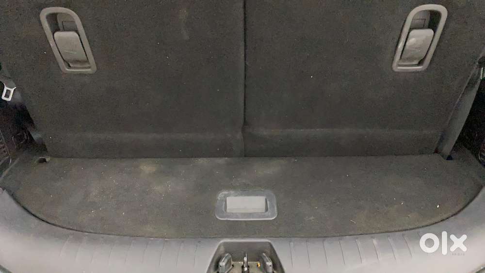 Mahindra Xuv700 2.0 Ax 7 Petrol At Str, 2022, Petrol