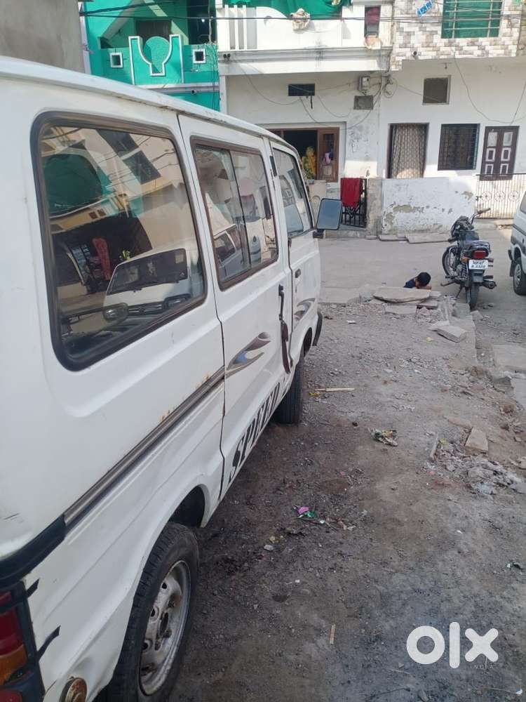 Maruti Suzuki Omni 2006