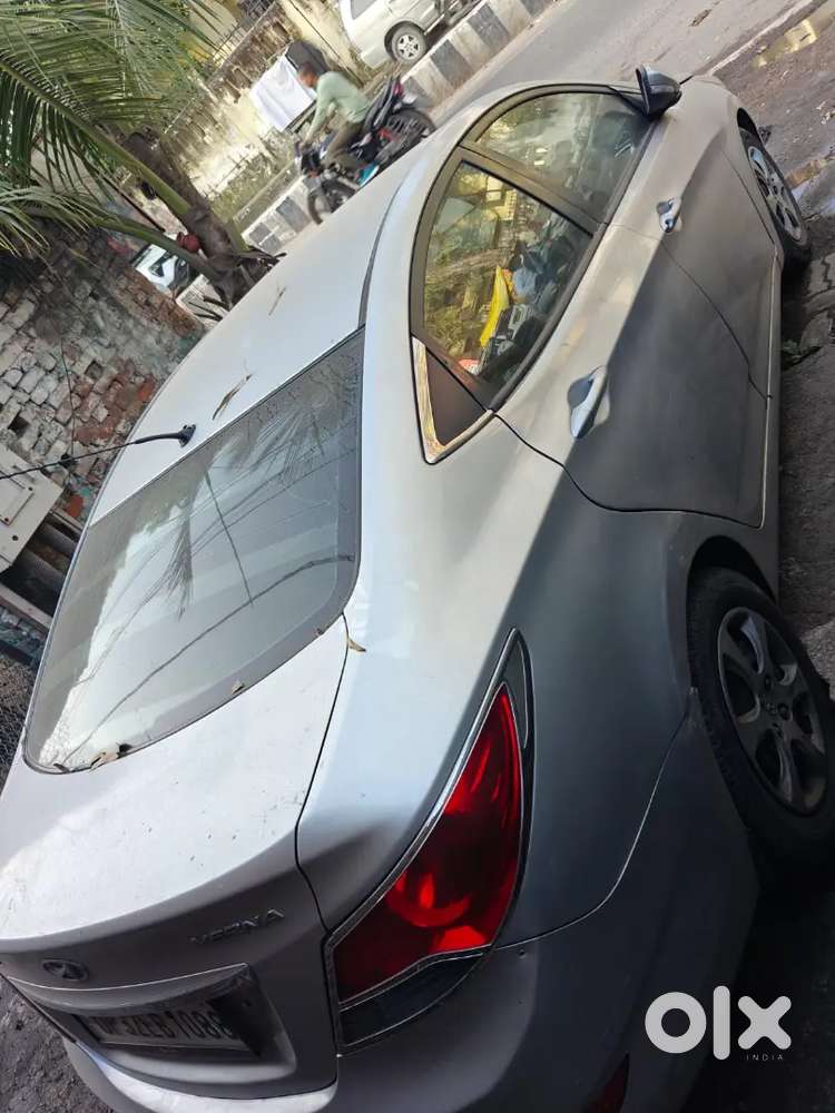 Hyundai Verna Fluidic 2012