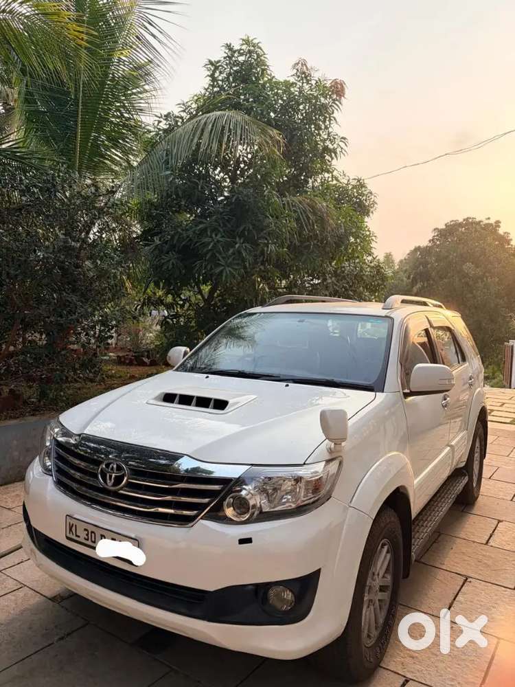 Toyota Fortuner 2012 4x2 Automatic