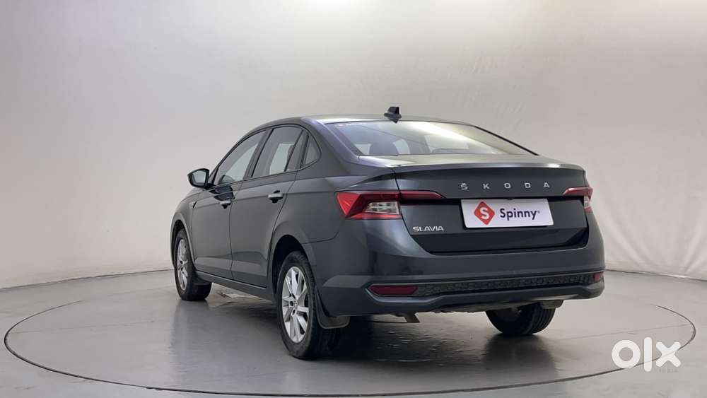 Skoda Slavia Ambition 1.0l Tsi Mt, 2022, Petrol