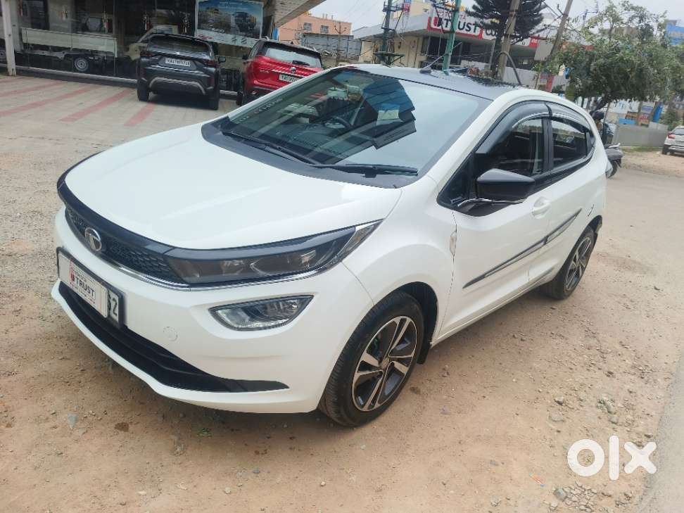 Tata Altroz Xma Plus (s), 2023, Petrol