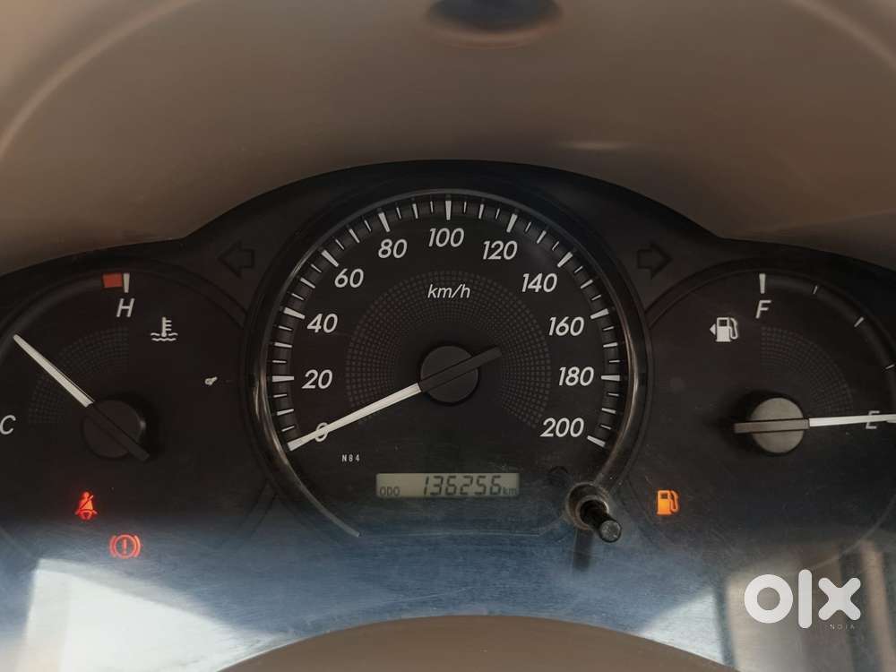 Toyota Innova 2.5 G (diesel) 8 Seater, 2016, Diesel
