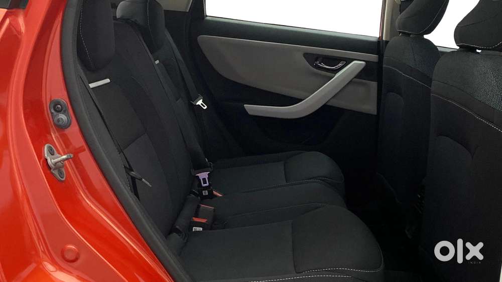 Tata Nexon Creative 1.2 Revotron Petrol 6 Amt Dt, 2024, Petrol
