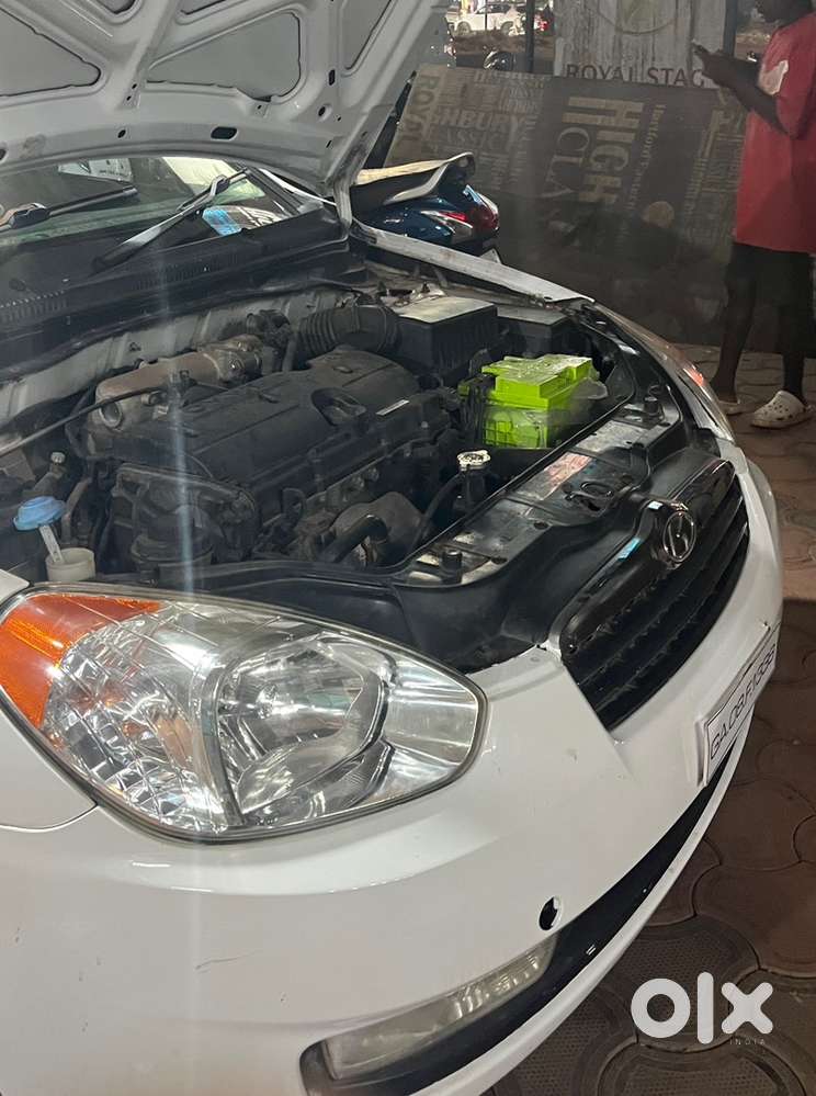 Hyundai Verna Petrol 2010