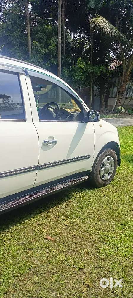 Mahindra Xylo 2015