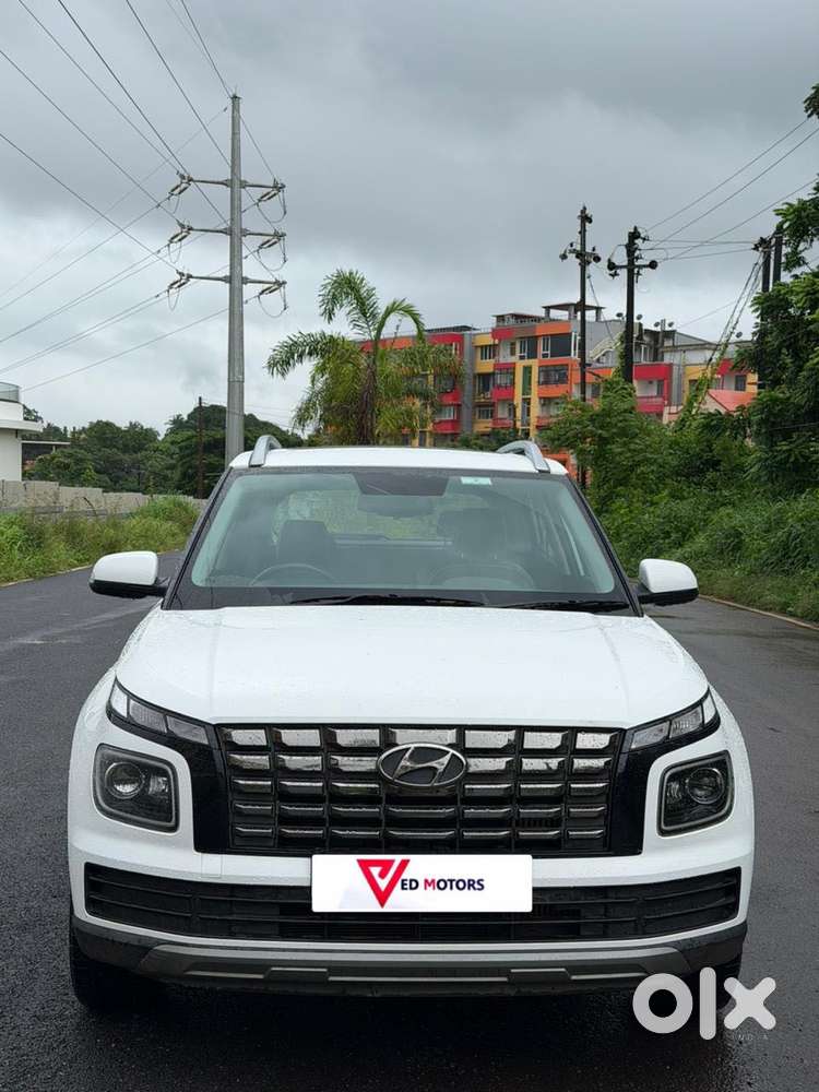 Hyundai Venue 1.0 Sx (o) Turbo Dct, 2023, Petrol