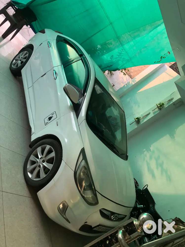 Hyundai Verna 2011 Diesel Colouwell Maintained , Good Condition